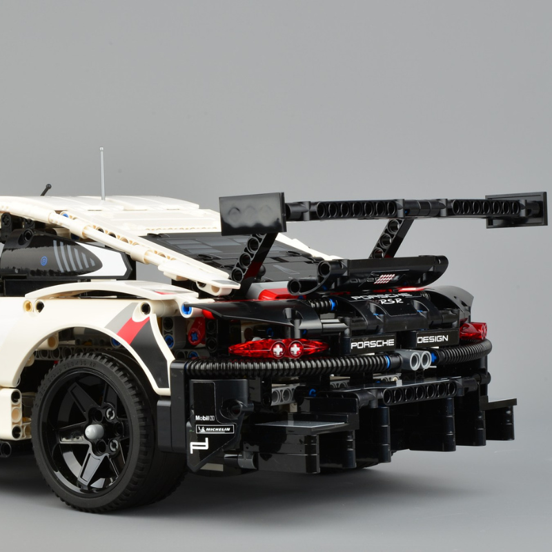 Porsche 911 RSR | 1580PCS