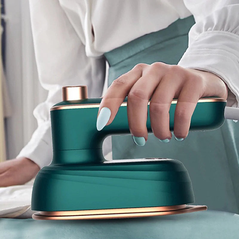 Mini Ferro de Passar Roupas a Vapor Portátil - Bivolt